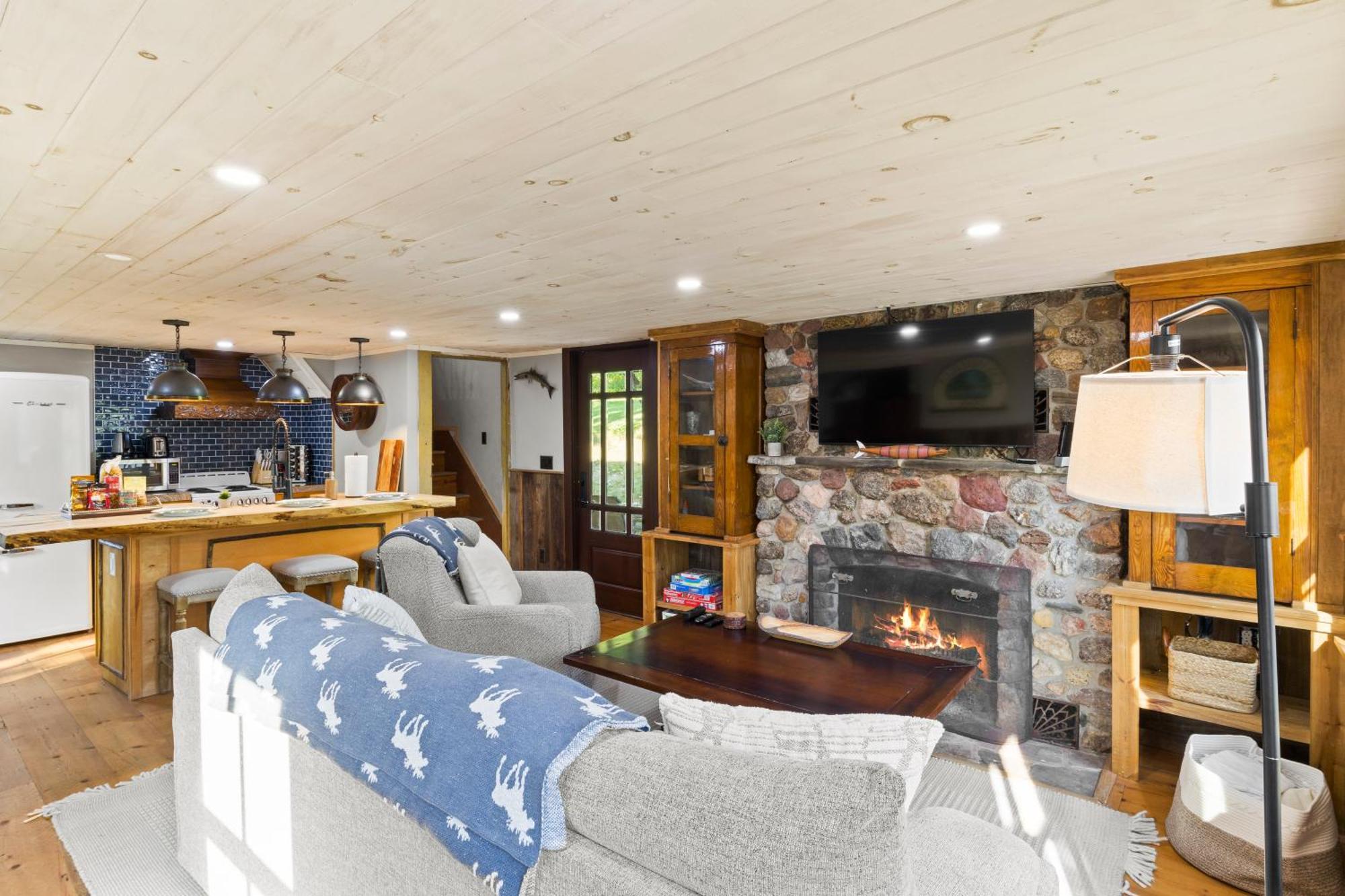 Cozy Two Bedroom Home On Canandaigua Lake Rushville Экстерьер фото