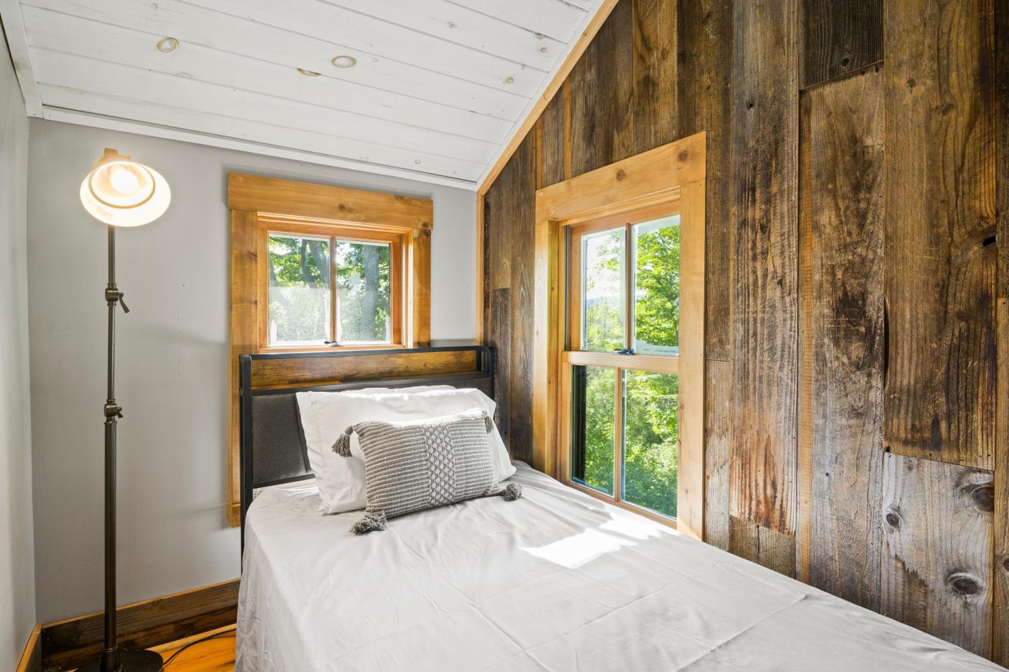 Cozy Two Bedroom Home On Canandaigua Lake Rushville Экстерьер фото
